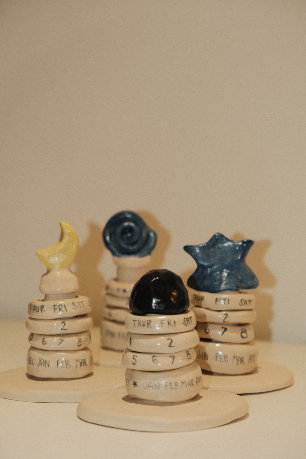 Dial Calendar